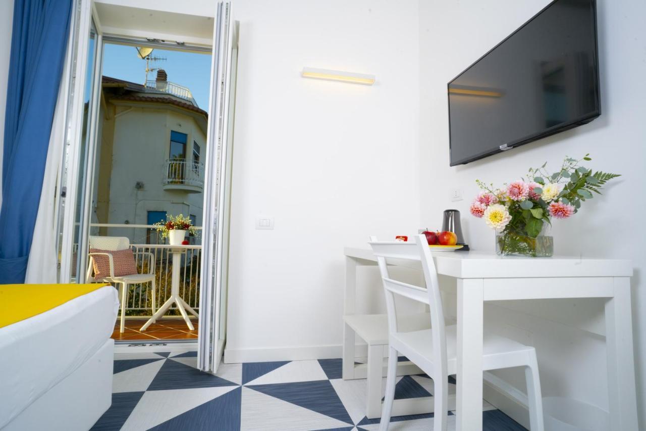 Villa Cettina Boutique Hotel Сорренто Екстер'єр фото