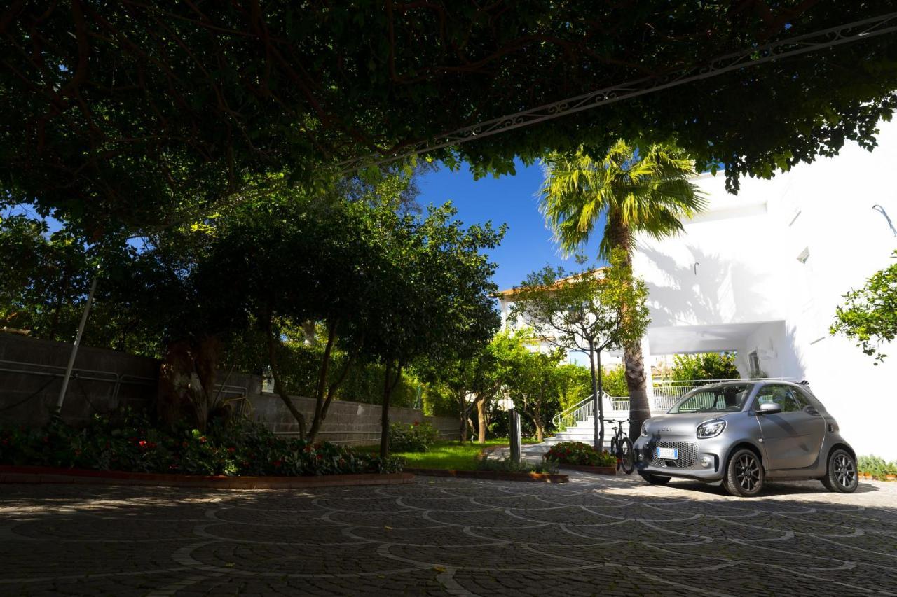 Villa Cettina Boutique Hotel Сорренто Екстер'єр фото
